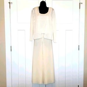 R&M Richards 3pc suit Petite